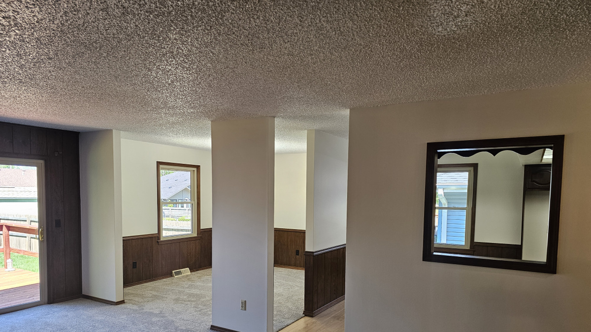1727 Winchester, Springfield, Missouri 65807, 4 Bedrooms Bedrooms, ,2 BathroomsBathrooms,Residential,For Sale,Winchester,1009